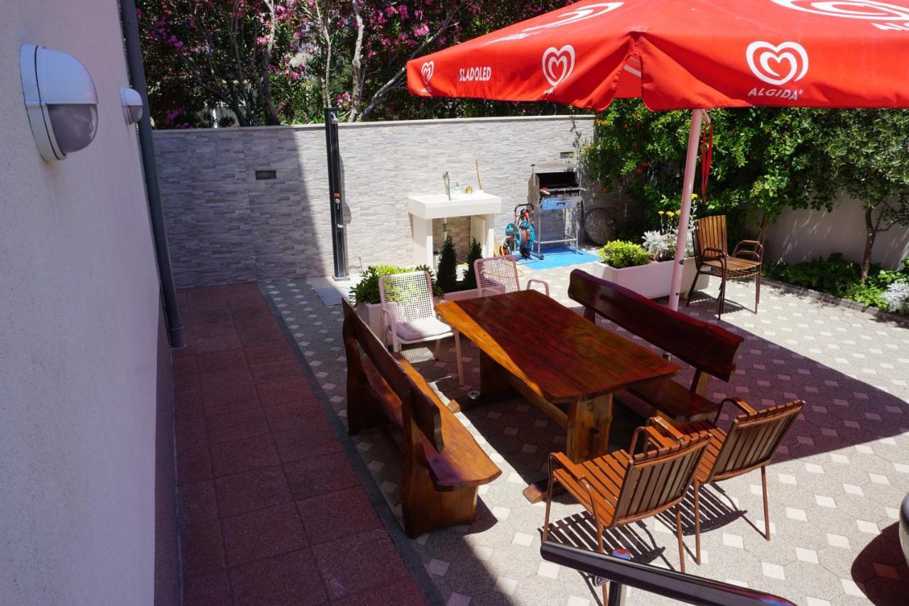 Spacious Comfort Apartment Duće Екстериор снимка
