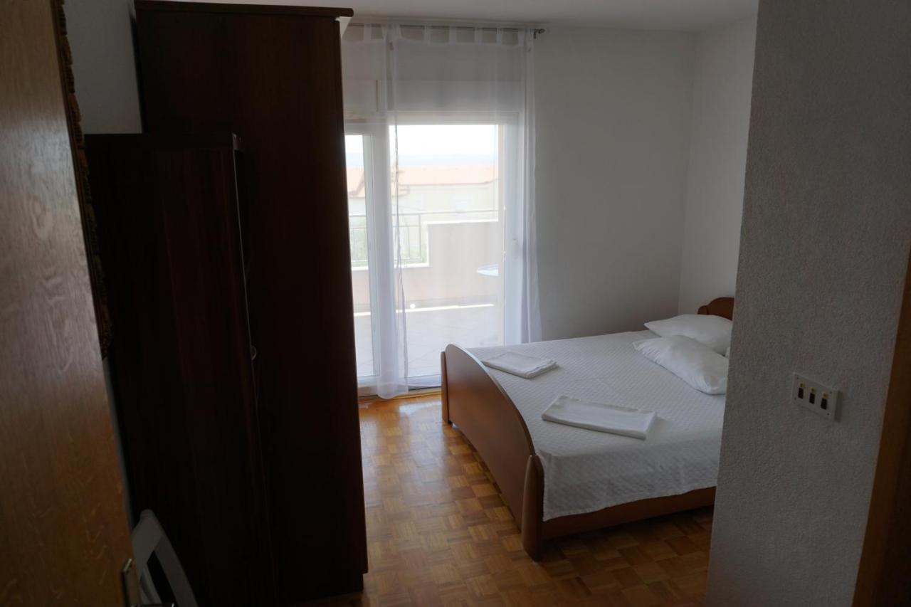 Spacious Comfort Apartment Duće Екстериор снимка