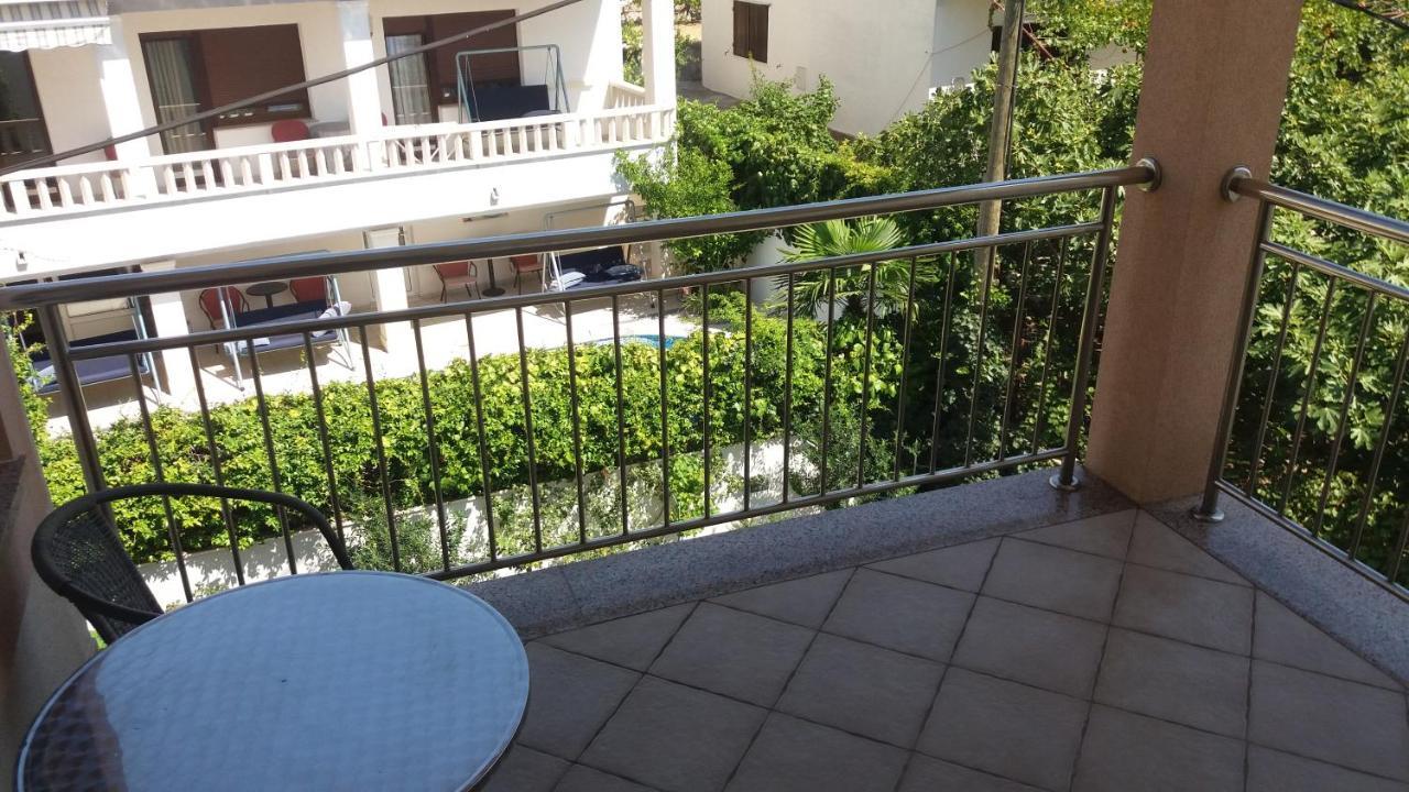Spacious Comfort Apartment Duće Екстериор снимка