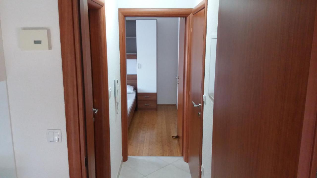 Spacious Comfort Apartment Duće Екстериор снимка
